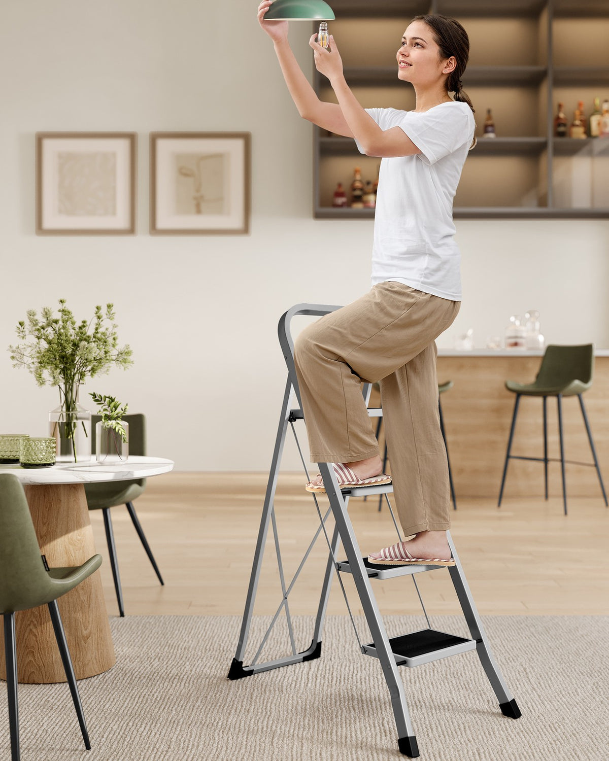 Opvouwbare Huishoudtrap – 3 Treden – Stalen Trapladder met Handgreep – 150 kg Draagvermogen