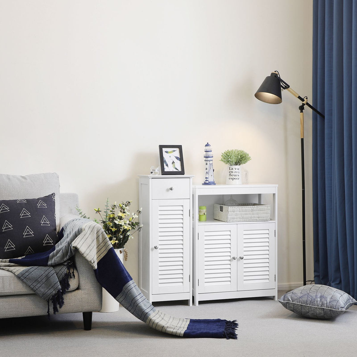 Smalle Badkamerkast met Lamellendeur en Lade – 2 Vakken – Met Kantelbeveiliging – 32 x 30 x 87 cm