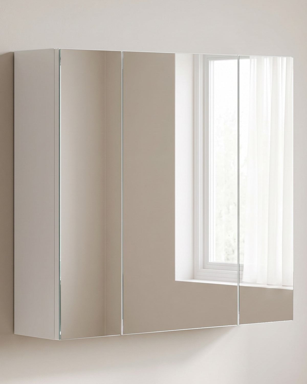 Spiegelkast met 3 Spiegeldeuren – Badkamerkast Zonder Grepen – 5 Vakken & Verstelbare Planken – Wit