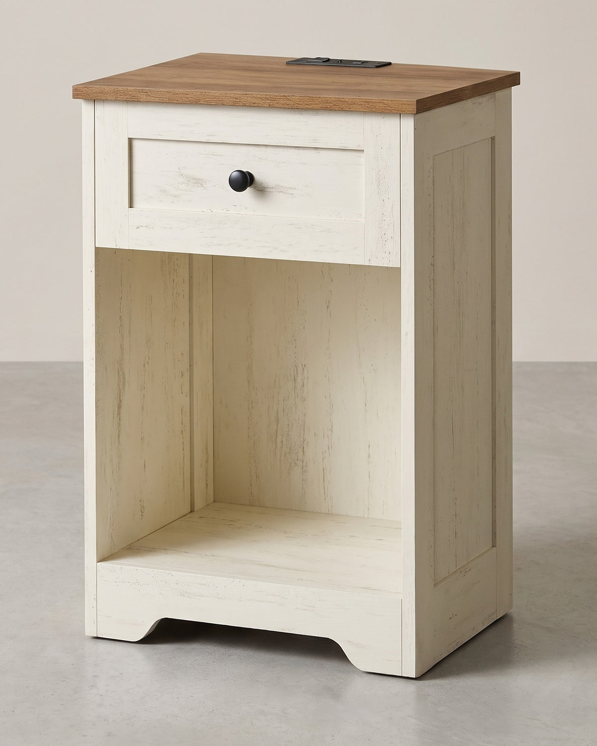 Nachtkastje met Stopcontact en USB – Landelijke Stijl – Lade en Open Vak – 40 x 30 x 59 cm