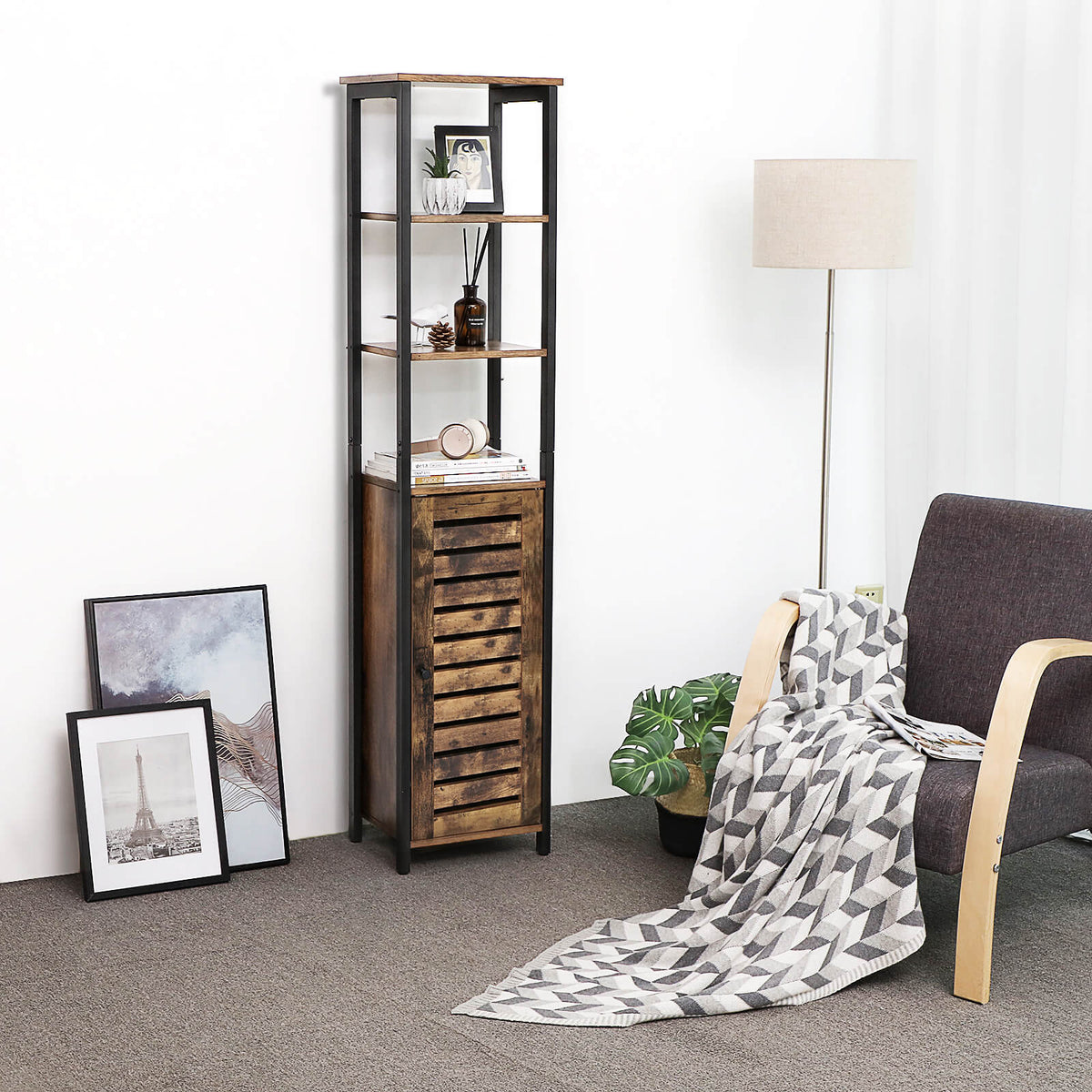 Hoge Kast met Lamellendeur – Smalle Opbergkast met Open Planken – Industrieel – 37 x 30 x 167 cm