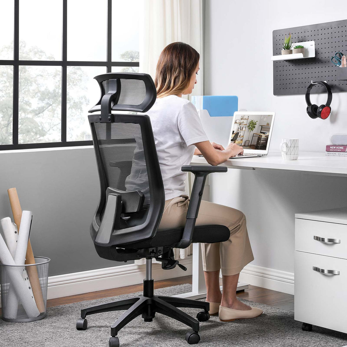 Ergonomische Bureaustoel met Netrug – Verstelbare Hoofd- en Lendensteun – Kantelbaar tot 120°