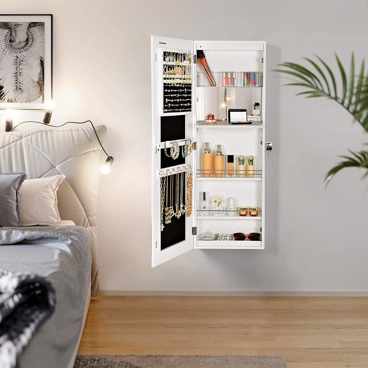 Hangende Sieradenkast met Frameloze Spiegeldeur – Binnenspiegel & Klapplank – Afsluitbaar – Wit – 110 cm