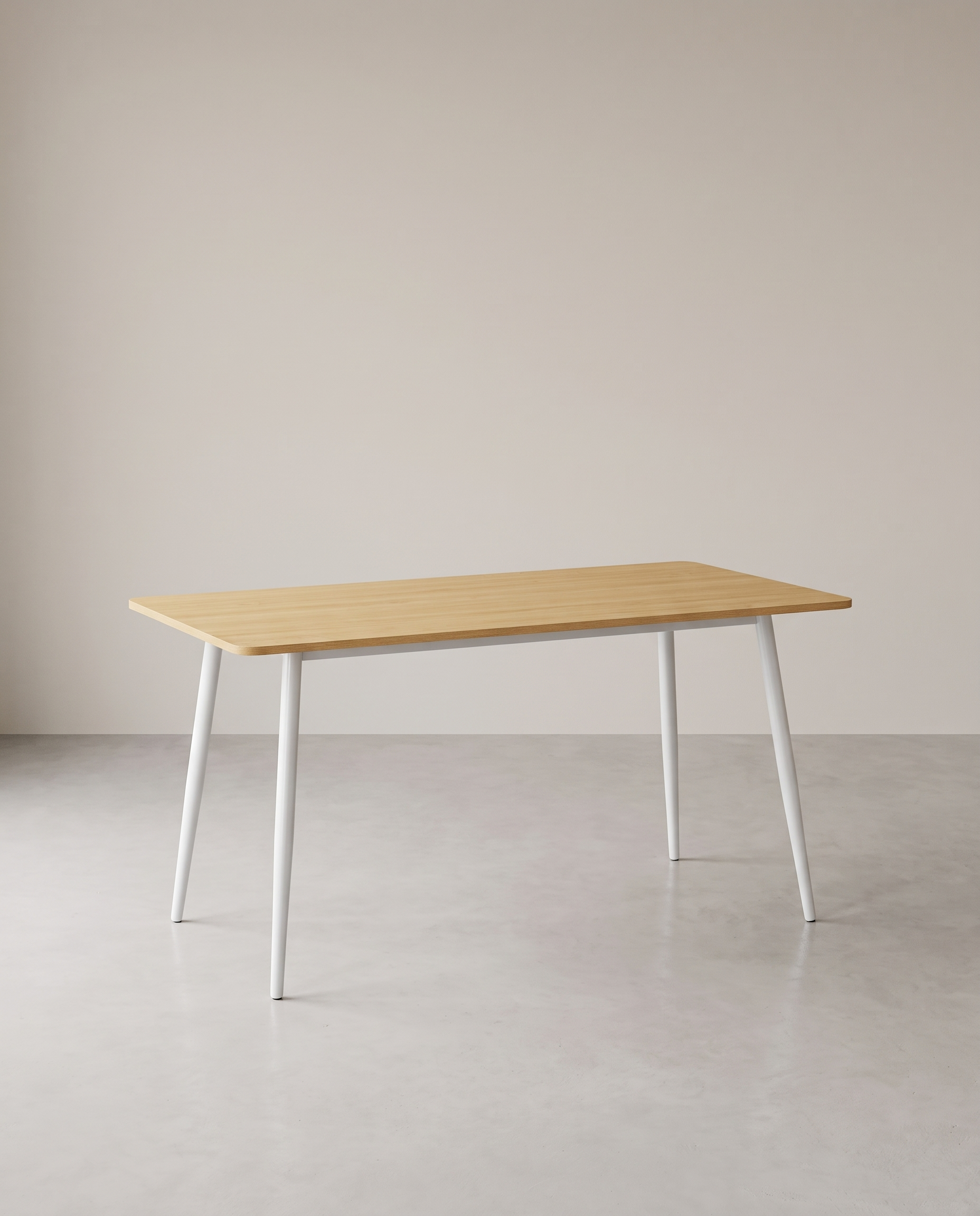 Eettafel 140 cm met eiken blad en witte stalen poten