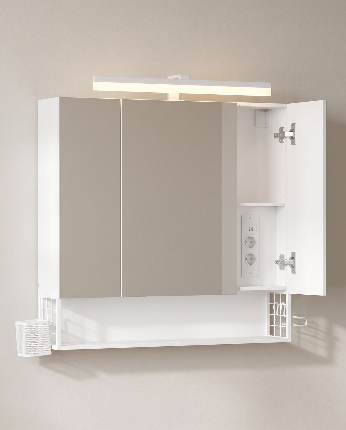 Spiegelkast met LED-Verlichting en Stopcontacten – 3 Spiegeldeuren – Föhnhouder & Opbergmandje